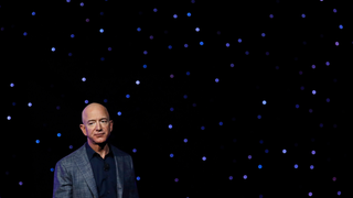 Jeff Bezos Wouldn’t Even Come On Stage to Listen to His Employees Who Want Amazon to Address Climate Change